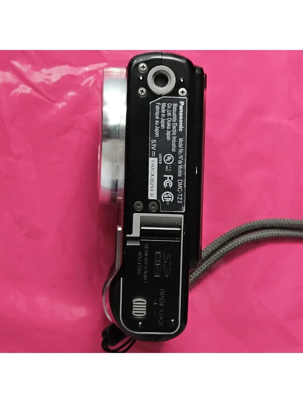 Panasonic LUMIX DMC-TZ3 7.2MP Digital Camera Black- FOR PARTS ONLY NOT WORKING